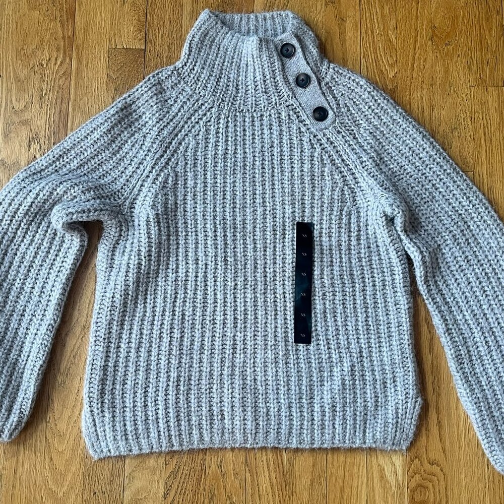 Women's Banana Republic Wool Sweater (XS) - New with Tags